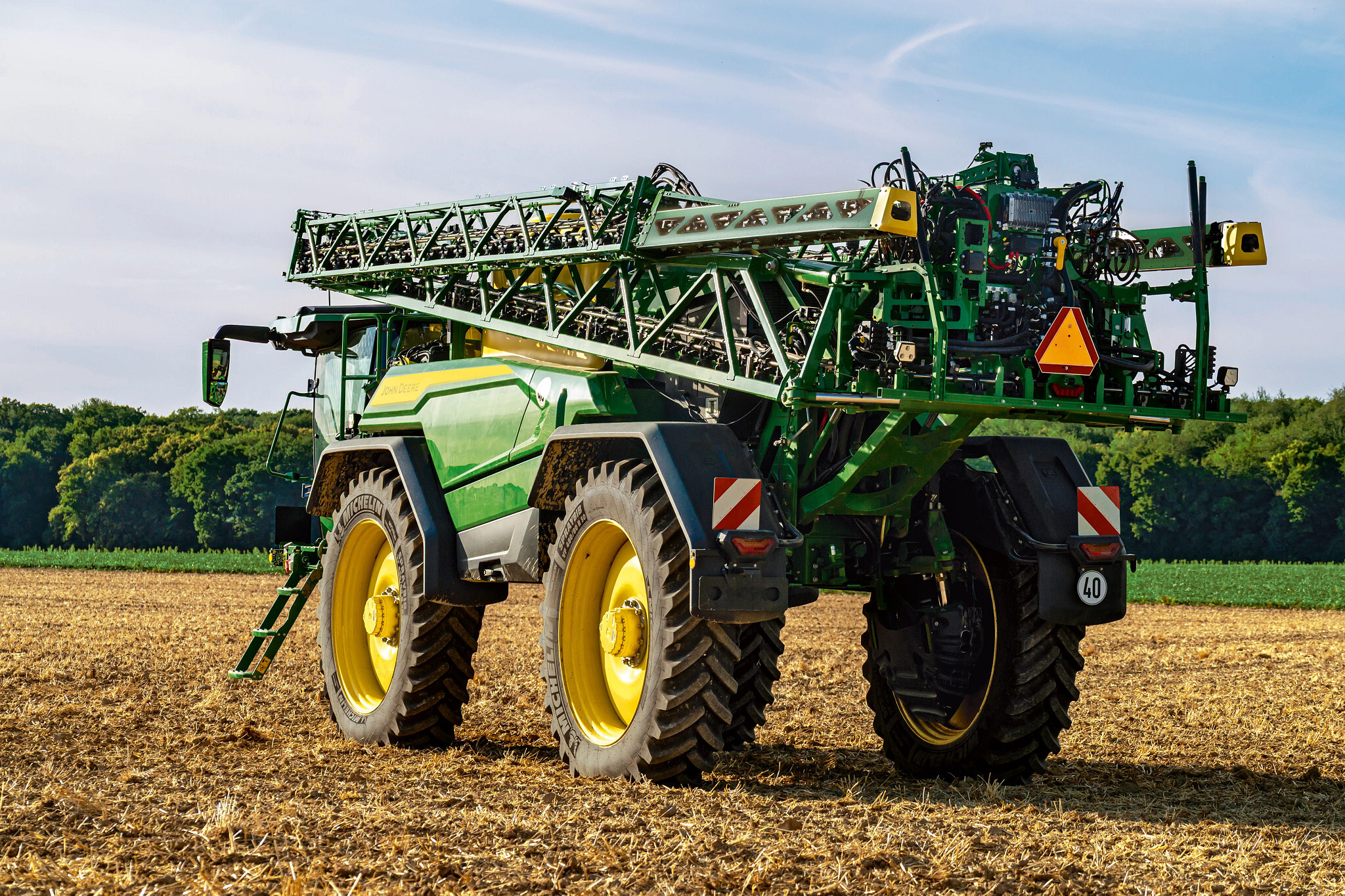 RMA2608_NOUV_JOHN_DEERE_PULVE_560R_1.jpg