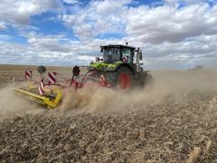 RMA_ESSAI_TRACTEUR_COMPARATIF_CLAAS_ARION_570_SERIE5_16.jpg